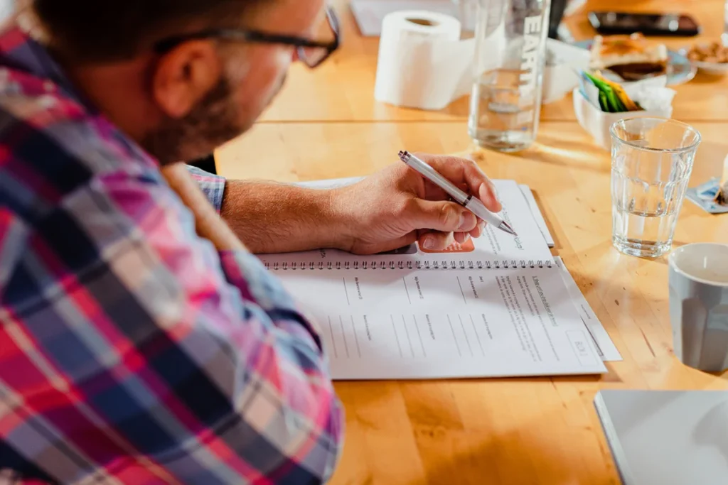 Schrijf je eigen Big Five for Life op Schrijf je eigen Big Five for Life op voor je persoonlijk groeiproces.